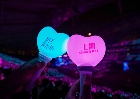 悟空体育LED屏和荧光棒闪耀周杰伦上海演唱会（第三场）